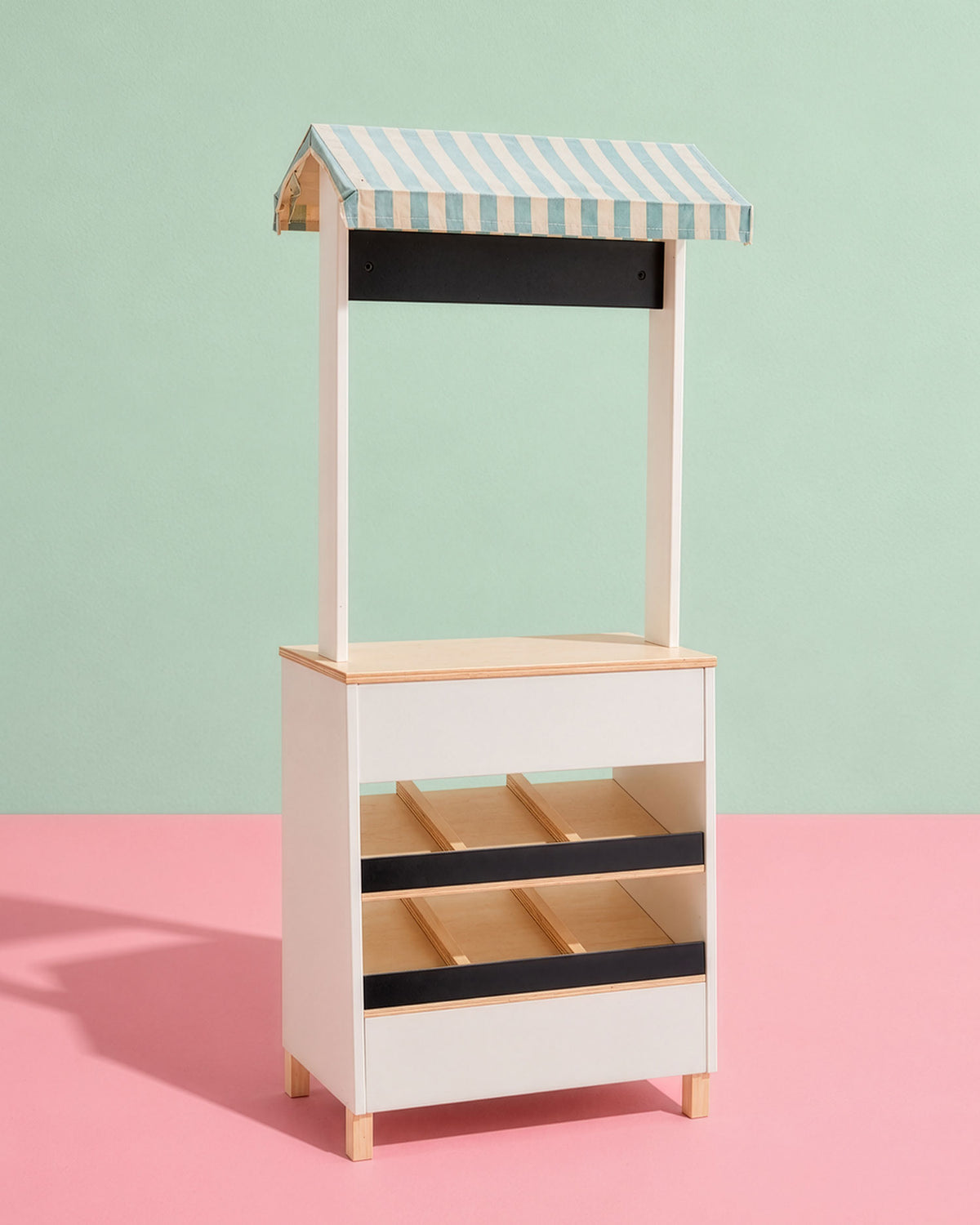 Market stand for kids