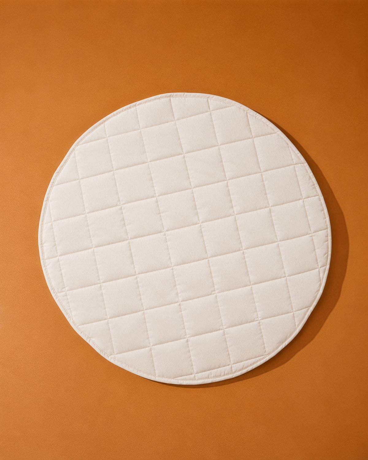 Play mat off white