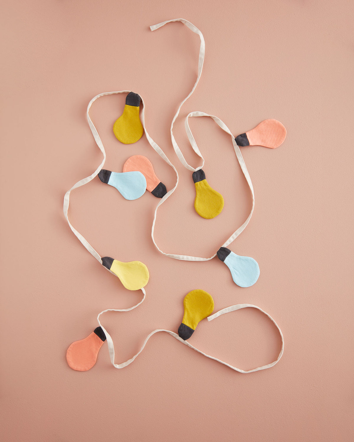Buntings lights bulbs