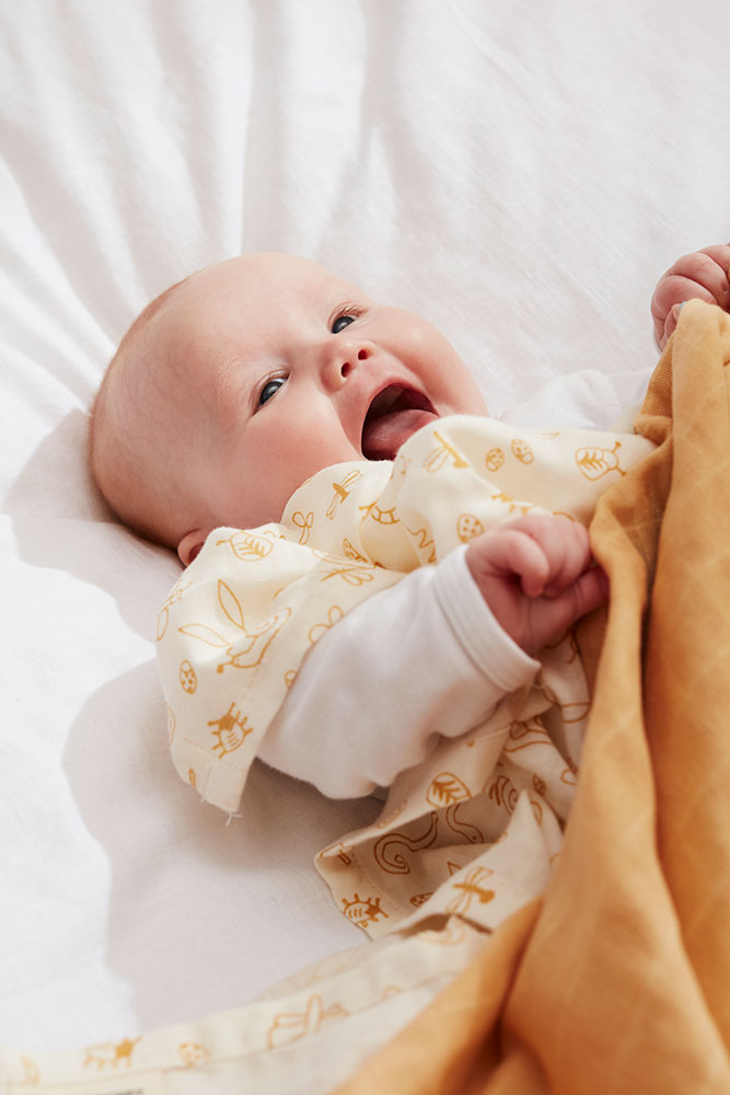 Muslin baby blanket blue mix