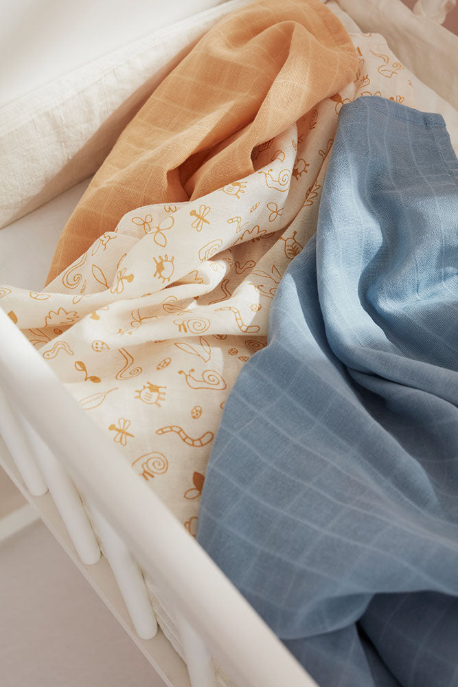 Muslin baby blanket blue mix