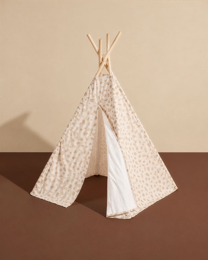 Tipi tent dot