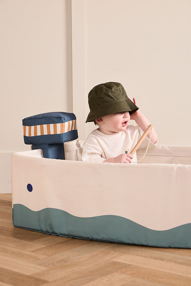 Boat with fishing set