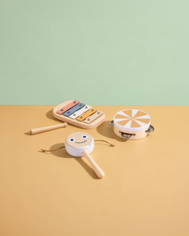 Music set brown