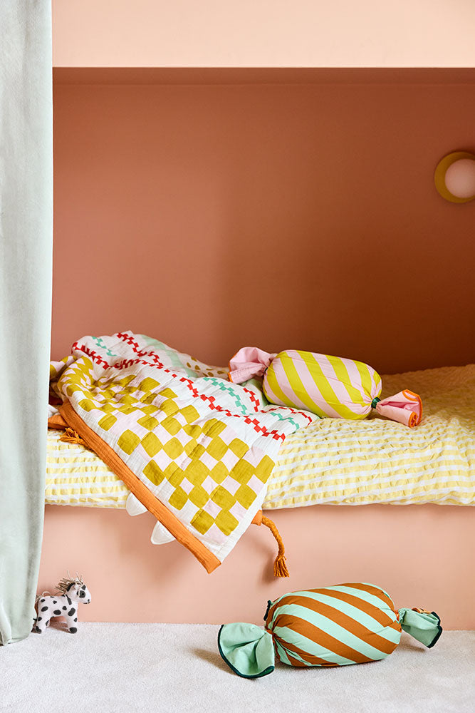 Coussin bonbon rose FIFI