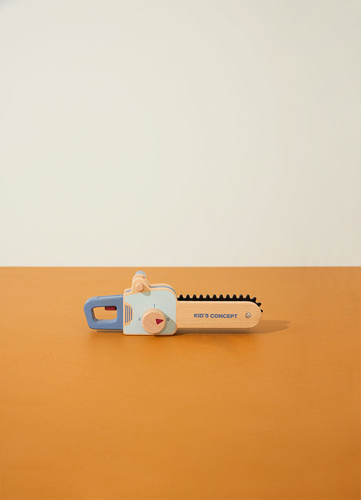 Chainsaw