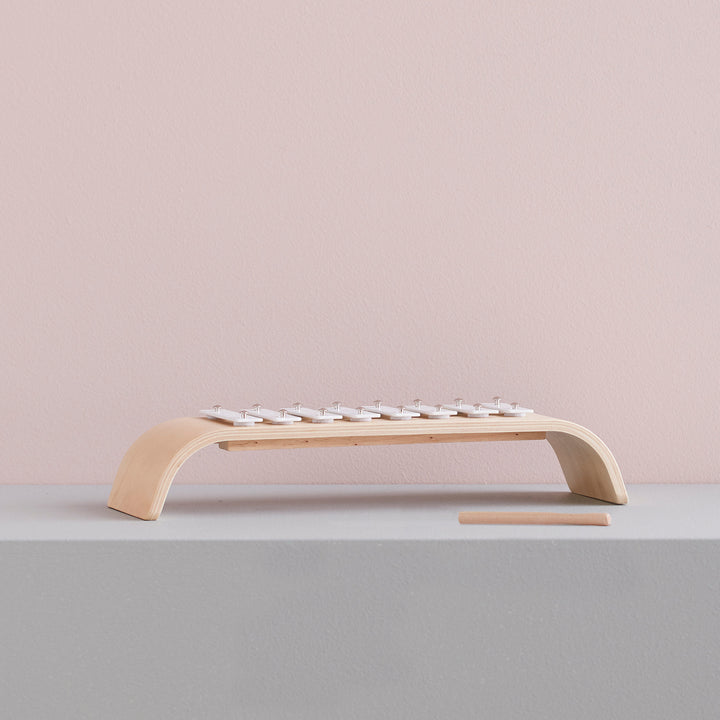 Toy xylophone white