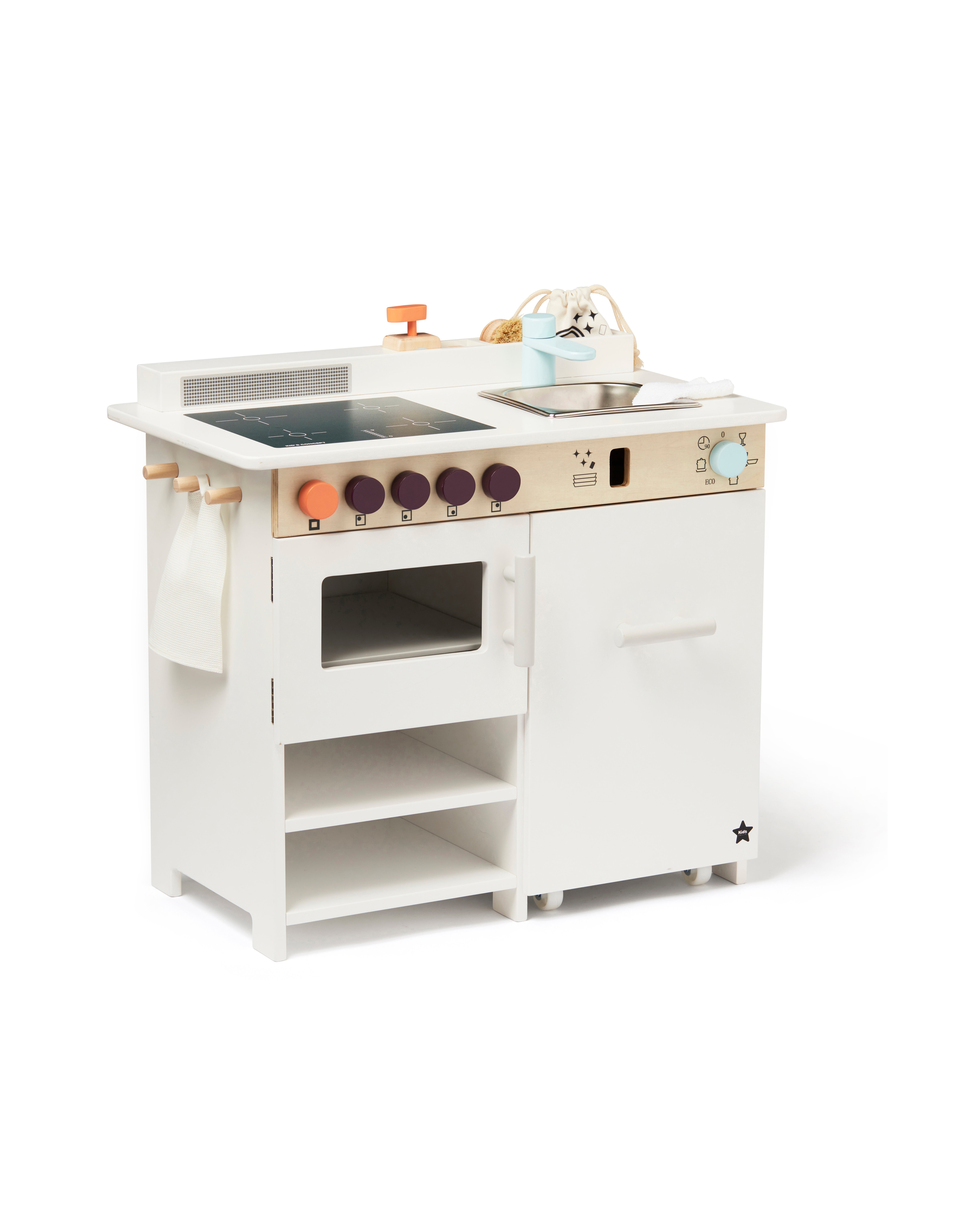 Kitchen with dishwasher