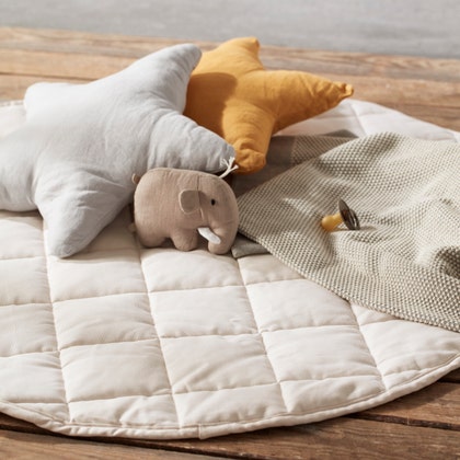 Play mat off white